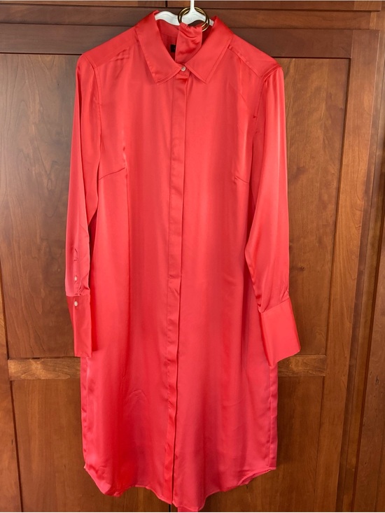 Banana Republic Dresses & Skirts - Banana Republic TieWaist Shirtdress, Bright Coral Sz M. Satiny Polyester.#796756
